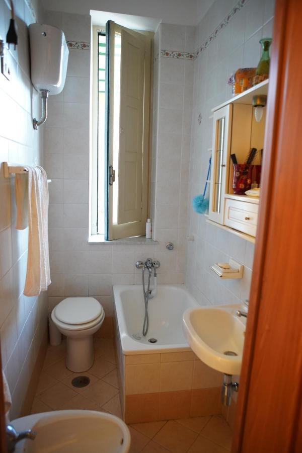Casa Vacanze Da Rosy Ercolano Exterior foto